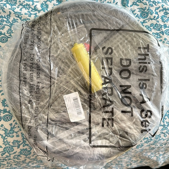 NWT 4 piece wobbly cushion / exercise set - Picture 7 of 10